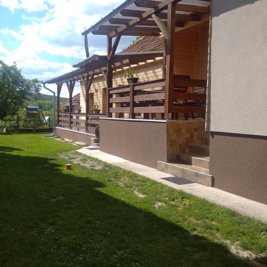 Kaptarko Apartmanhaz Demjen Exterior photo