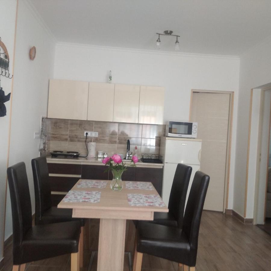 Kaptarko Apartmanhaz Demjen Exterior photo